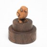 Sculpture Artistique Miniature de Petit Poussin – 13mm en Bois de Buis avec Finition Vintage