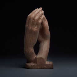 Sculpture de Mains Entrelacées | Art Gothique en Hêtre | SuperX