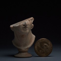 Mini Holzstatue Dekonstruierter Jugendkopf